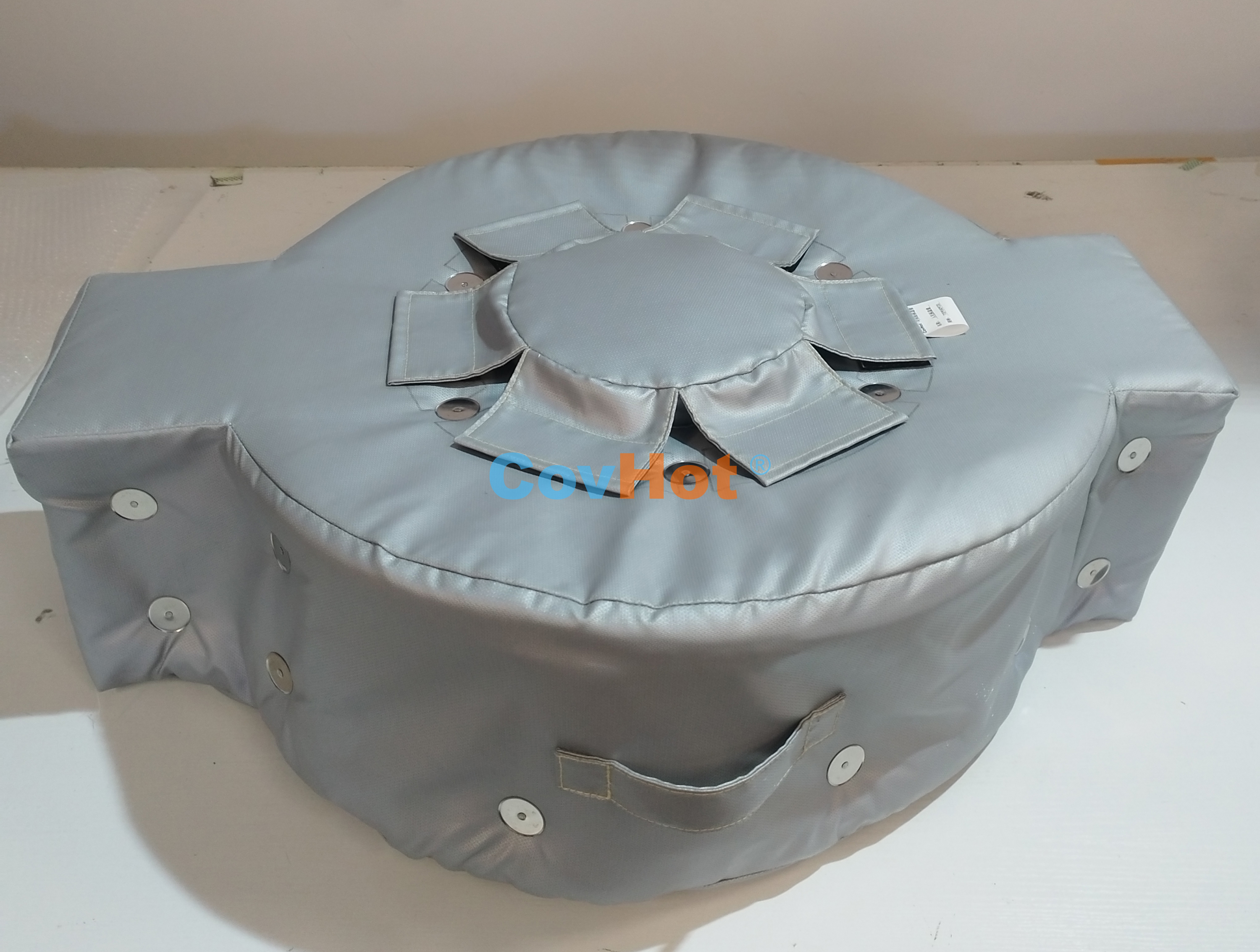 人孔<a href=http://www.changjiangwf.com.cn/e/tags/?tagname=%E4%BF%9D%E6%B8%A9%E9%9A%94%E7%83%AD target=_blank class=infotextkey>保溫隔熱</a>,可拆卸工業<a href=http://www.changjiangwf.com.cn/e/tags/?tagname=%E8%AE%BE%E5%A4%87%E4%BF%9D%E6%B8%A9 target=_blank class=infotextkey>設備保溫</a>套